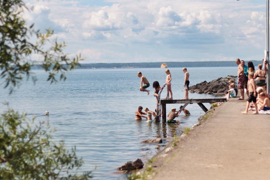 Отель First Camp Granna - Vattern Экстерьер фото